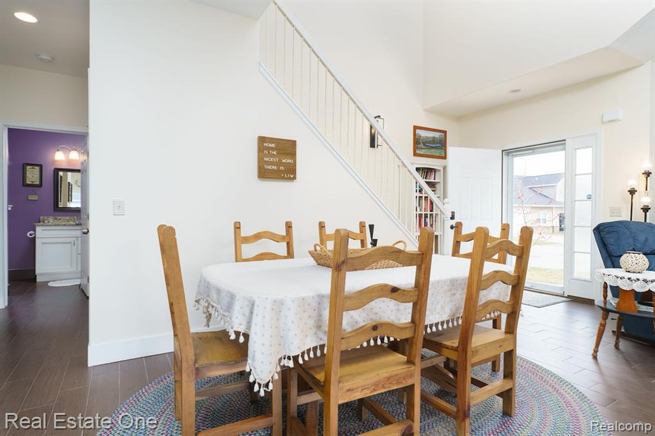 314 Dorchester Dr in Howell, MI Photo 16