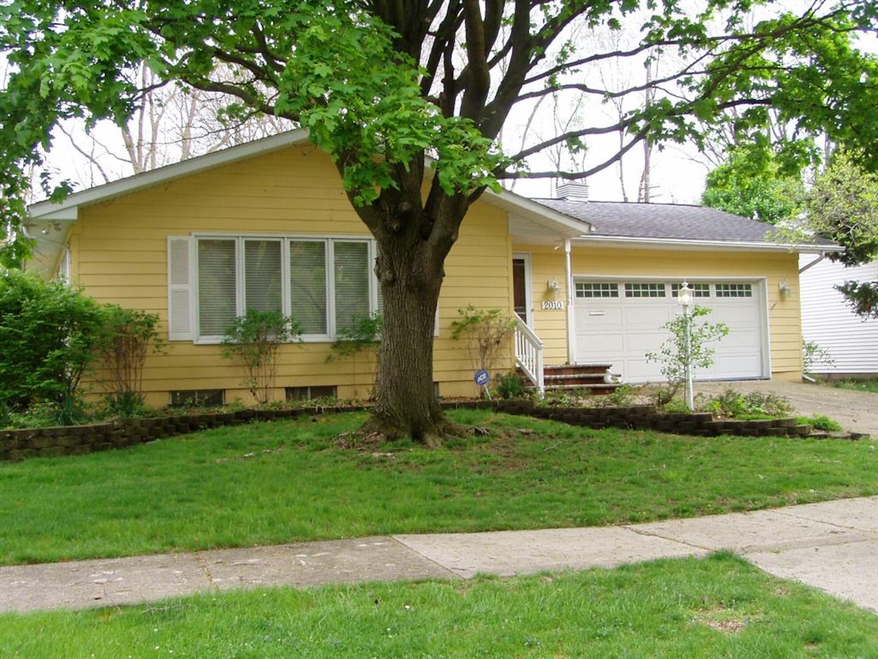 2010 Collegewood St in Ypsilanti, MI