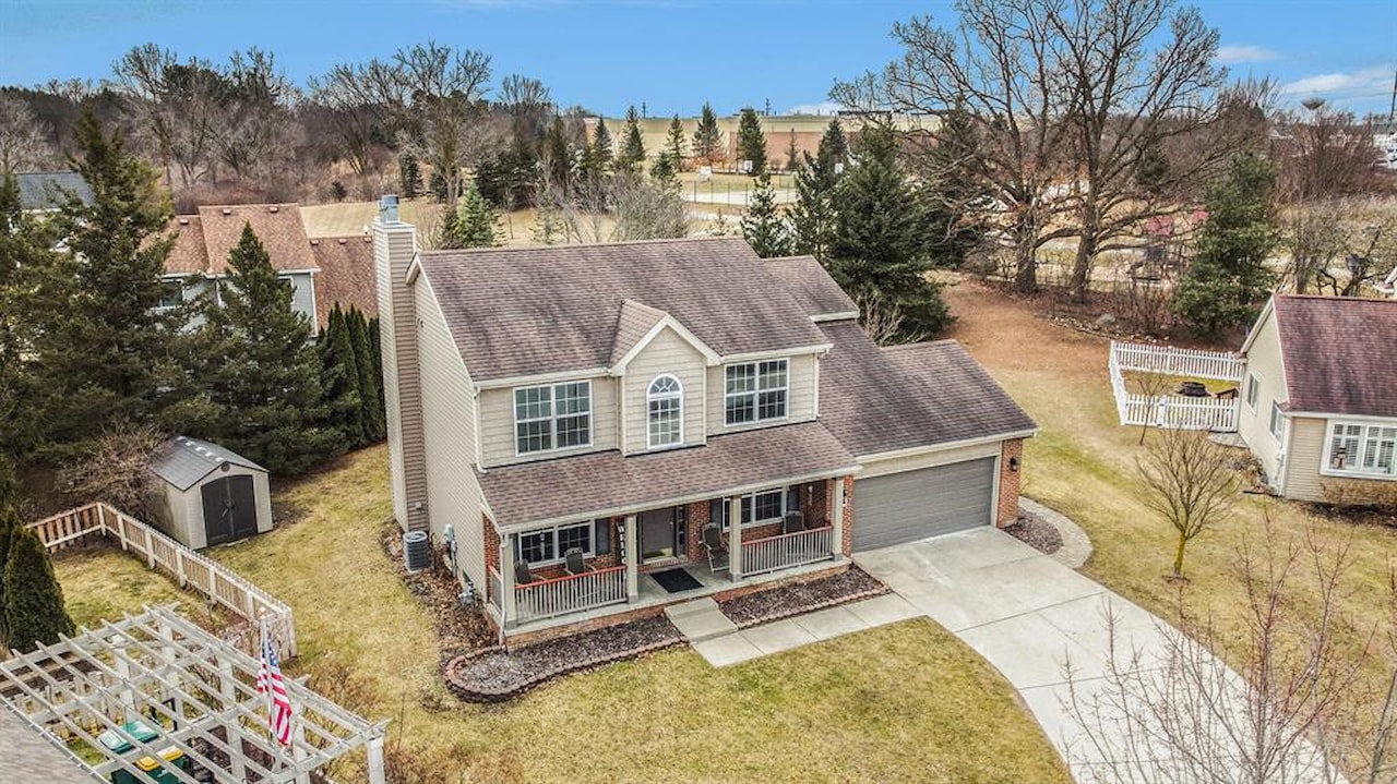 3584 Taylor Ct in Dexter, MI Photo 3