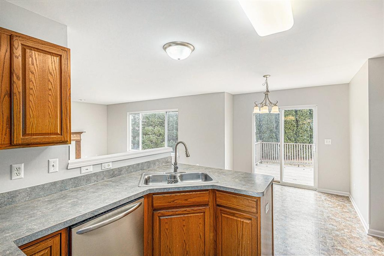 3584 Taylor Ct in Dexter, MI Photo 10