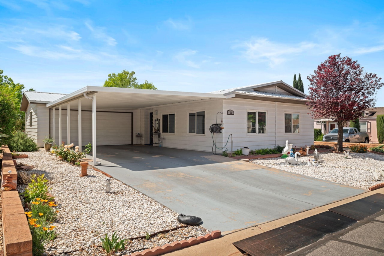 1526 N Dixie Downs #53 St George, UT 84770 home for sale, MLS#25-260866 - Erika Rogers