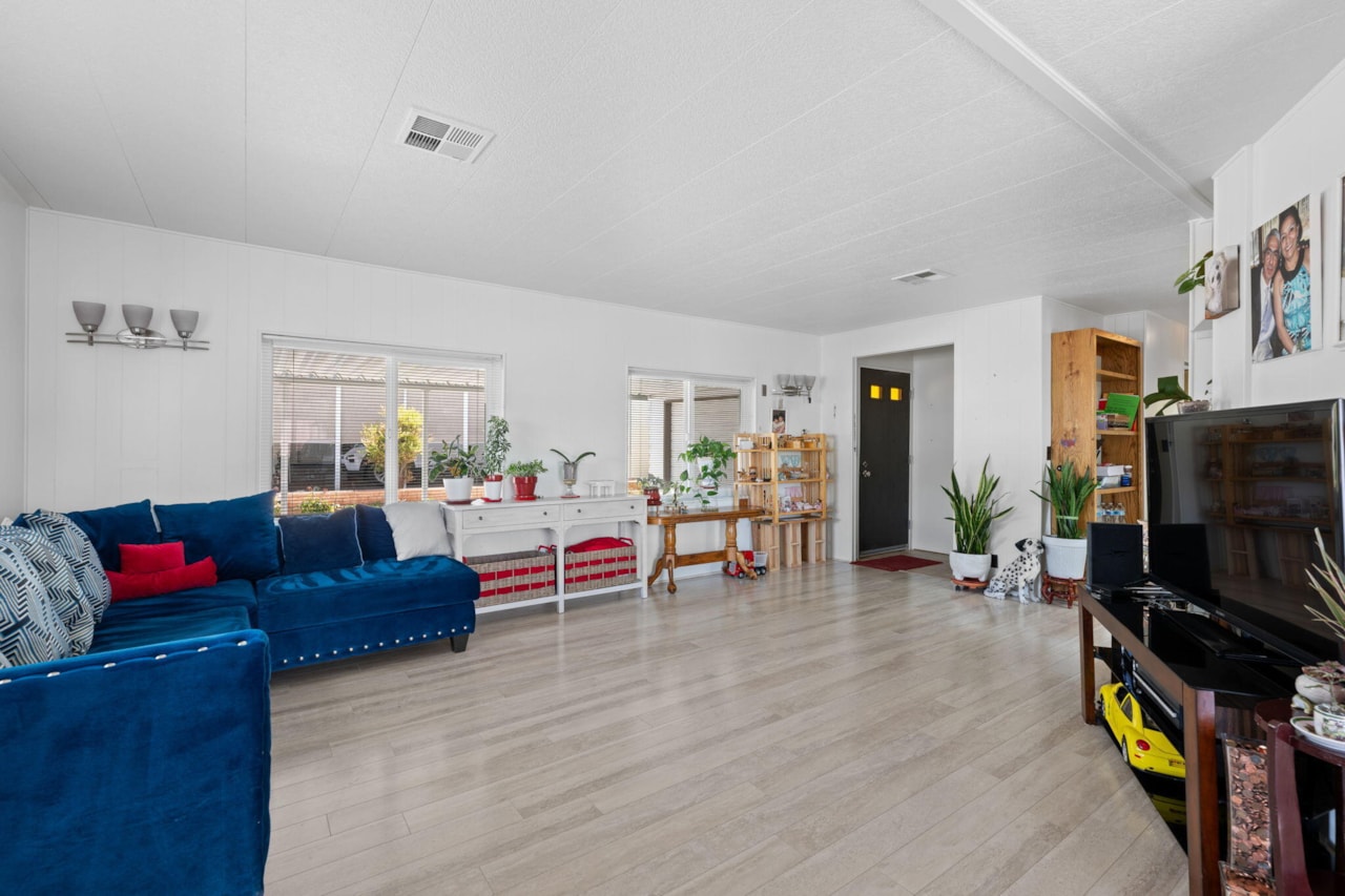 1526 N Dixie Downs #53 St George, UT 84770 home for sale, MLS#25-260866 - Erika Rogers Photo 4