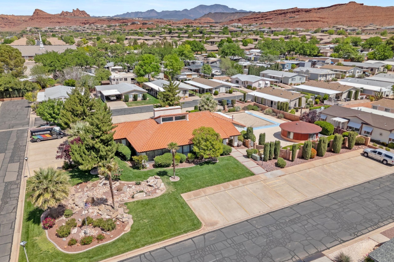 1526 N Dixie Downs #53 St George, UT 84770 home for sale, MLS#25-260866 - Erika Rogers Photo 19