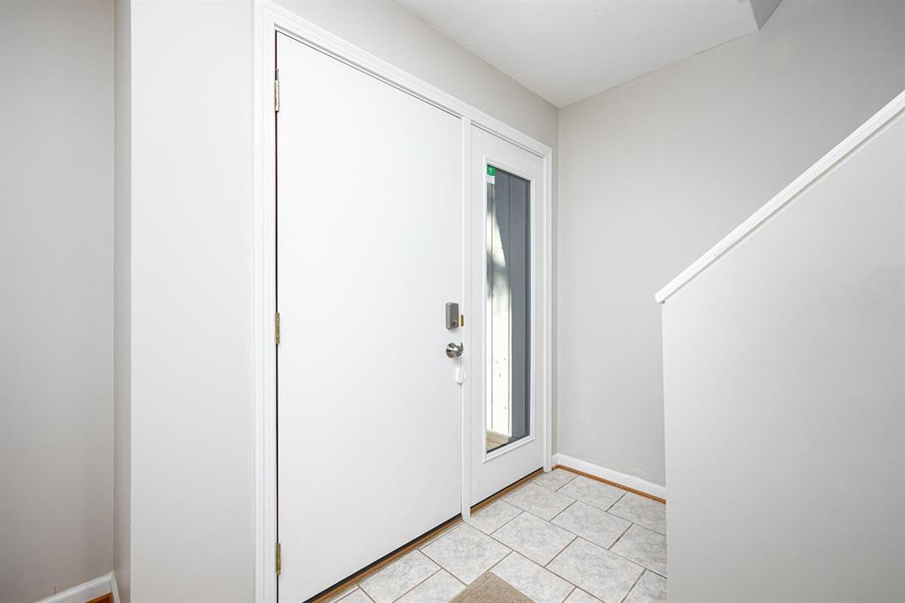568 Foxboro Square in Brighton, MI Photo 3