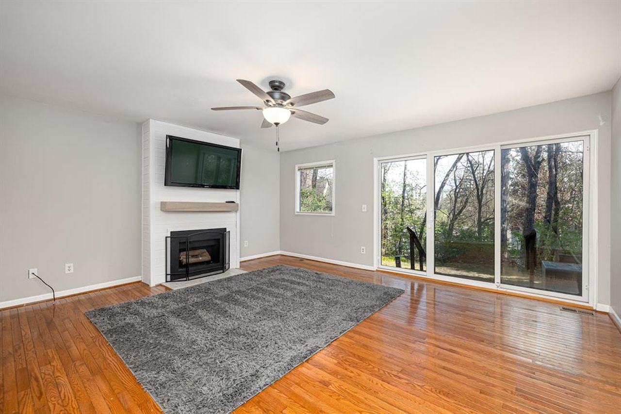 568 Foxboro Square in Brighton, MI Photo 9