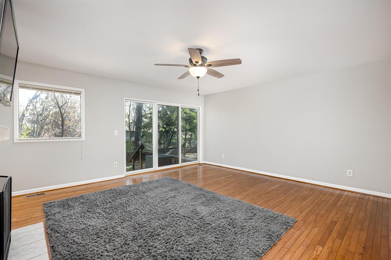 568 Foxboro Square in Brighton, MI Photo 10