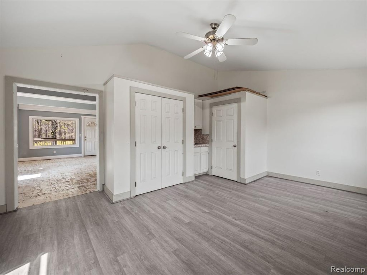 1652 Weaver Rd in Milford Twp, MI Photo 12