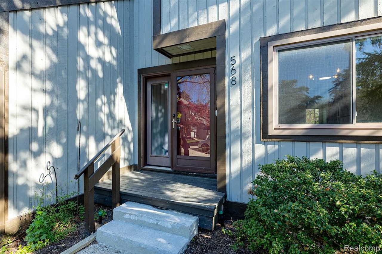 568 Foxboro Square #59 in Brighton, MI Photo 2
