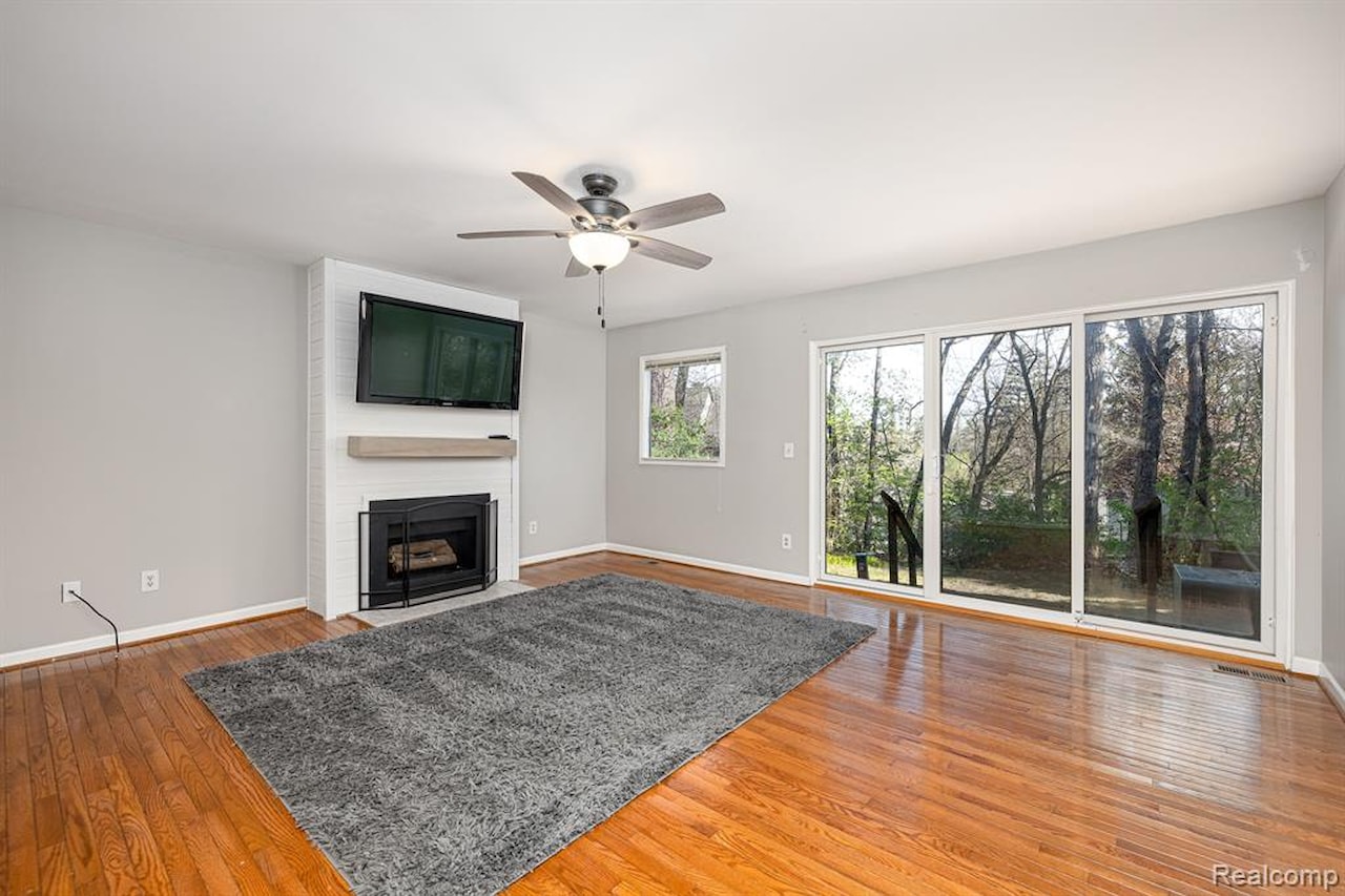 568 Foxboro Square #59 in Brighton, MI Photo 9