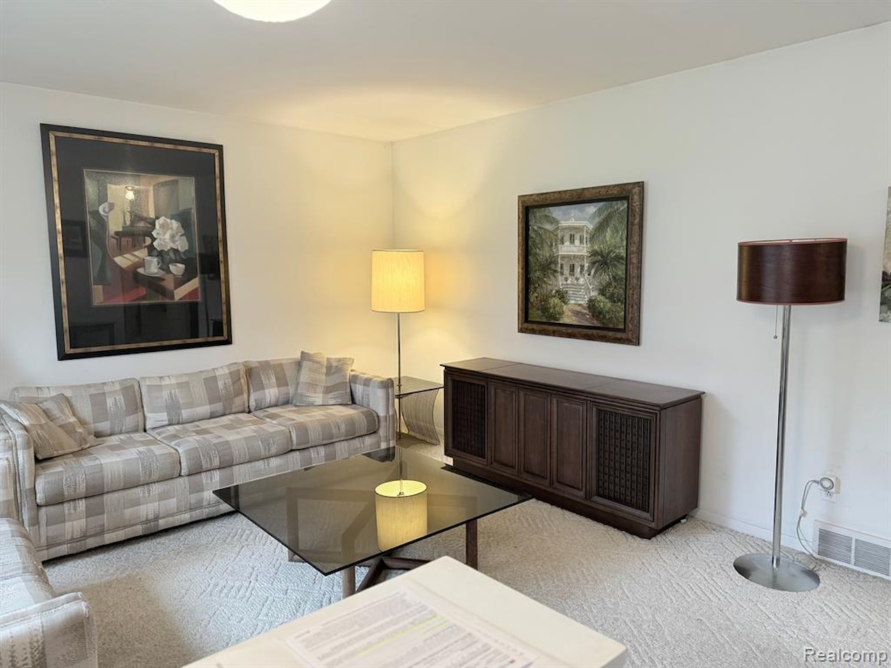 174 Knollwood Dr in Pinckney Vlg, MI Photo 11