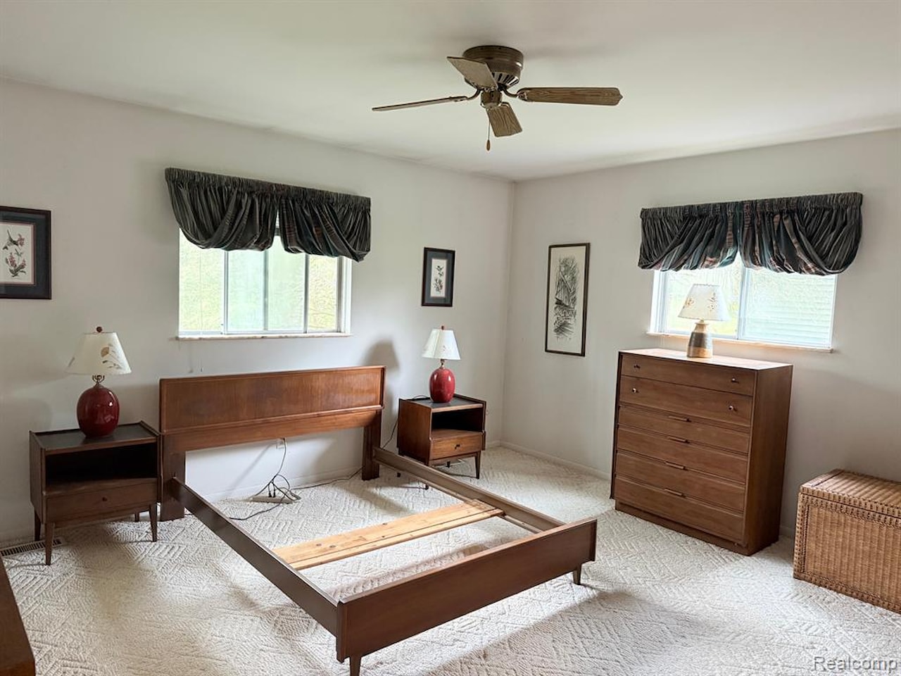 174 Knollwood Dr in Pinckney Vlg, MI Photo 13