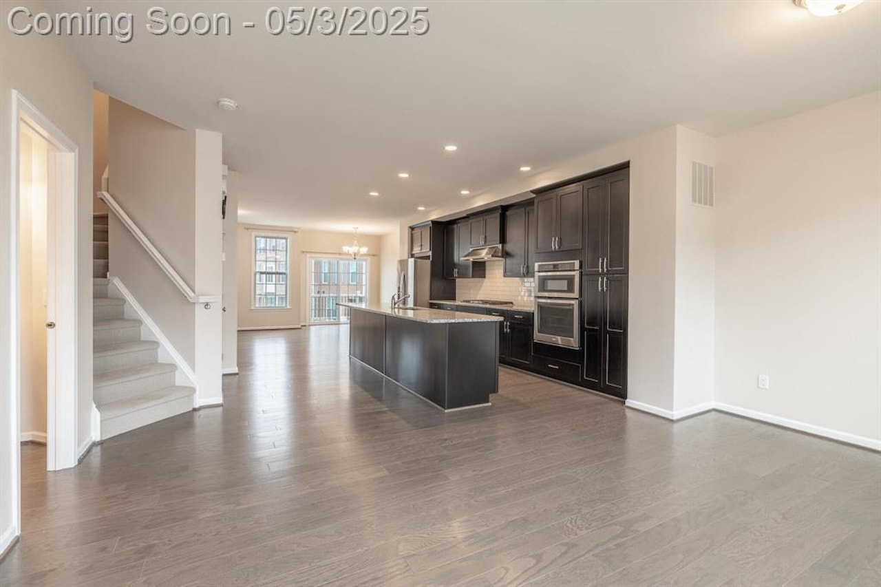 2715 S Spurway Dr in Ann Arbor, MI Photo 17