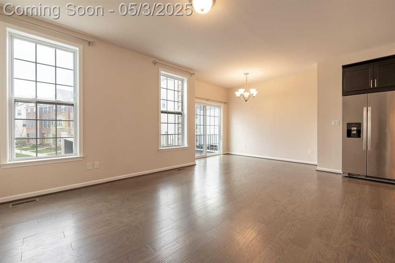 2715 S Spurway Dr in Ann Arbor, MI Photo 18