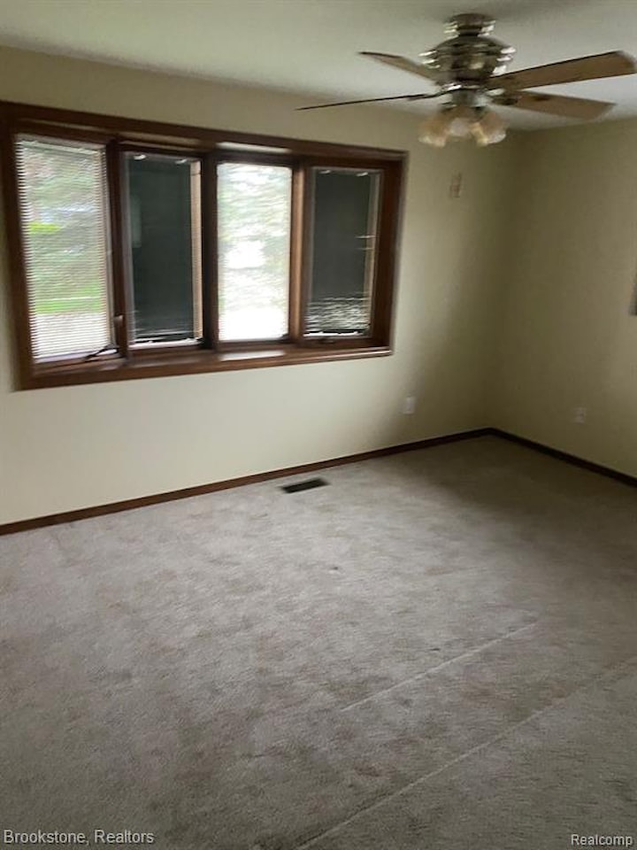 5797 Patterson Dr in Troy, MI Photo 6