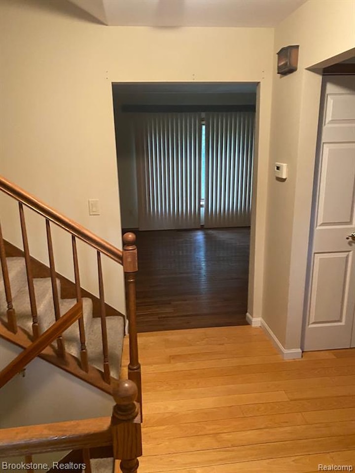 5797 Patterson Dr in Troy, MI Photo 2