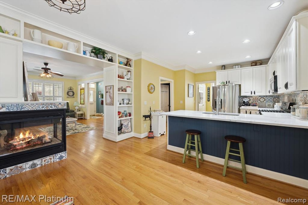 1728 Town Commons Dr in Howell, MI Photo 12