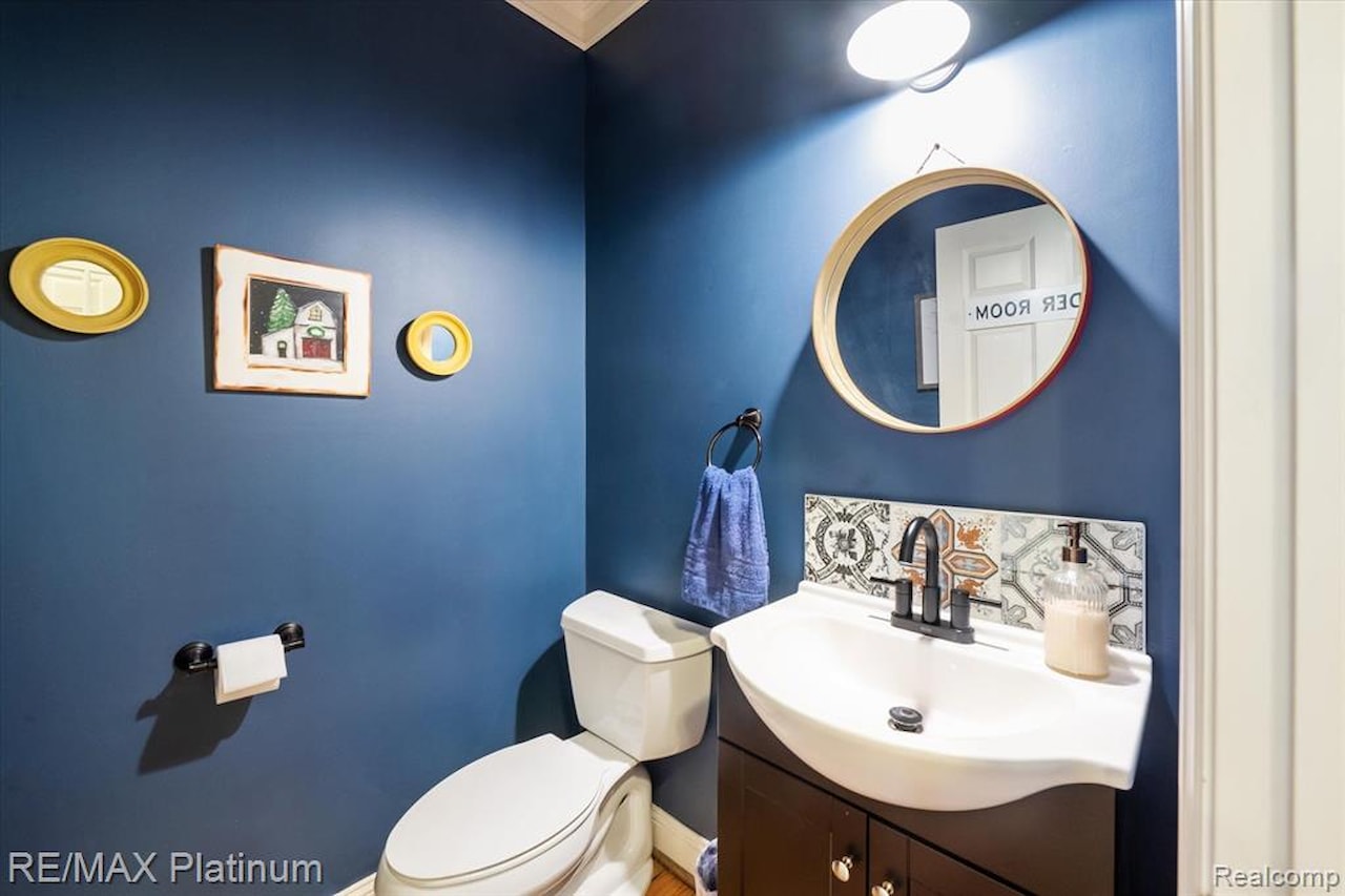 1728 Town Commons Dr in Howell, MI Photo 17