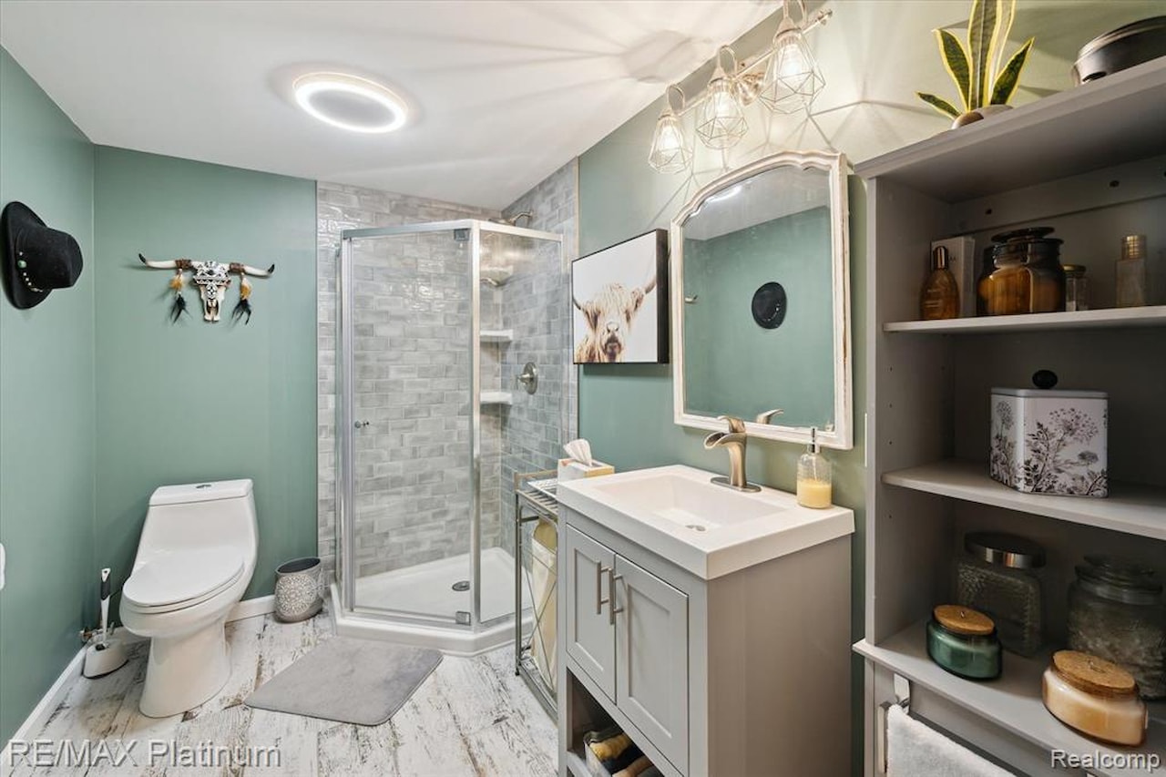 1728 Town Commons Dr in Howell, MI Photo 35