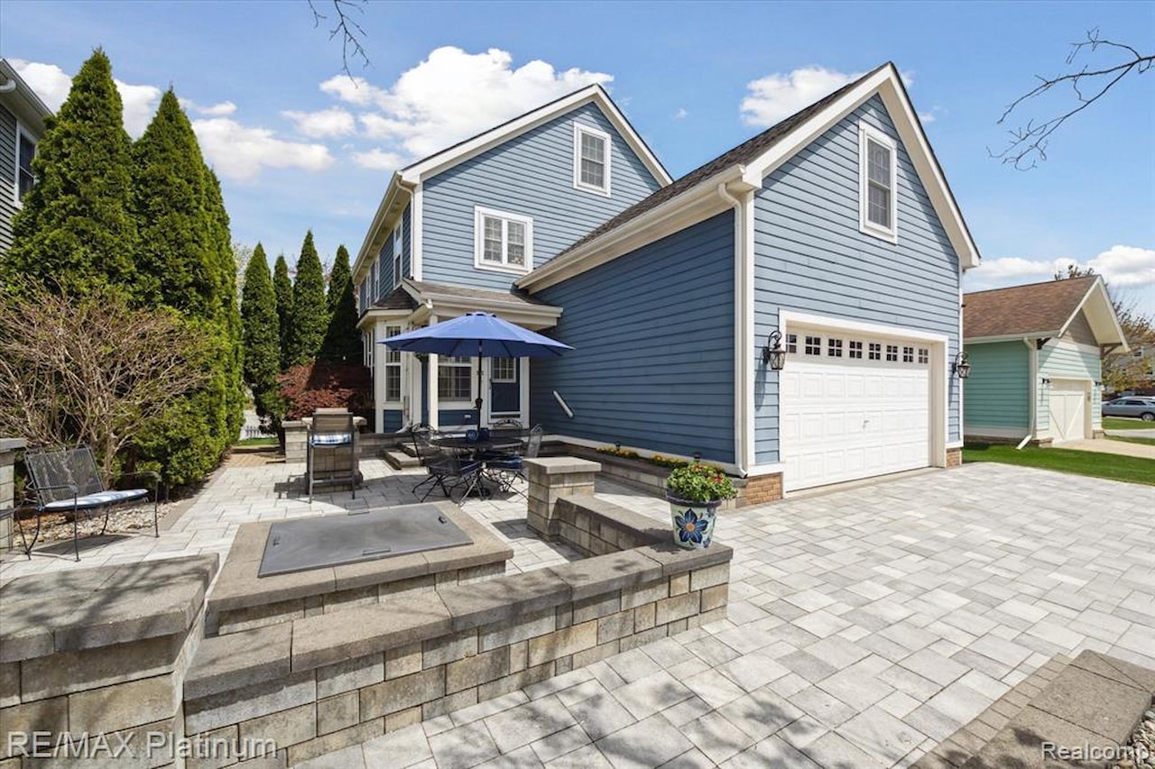 1728 Town Commons Dr in Howell, MI Photo 40