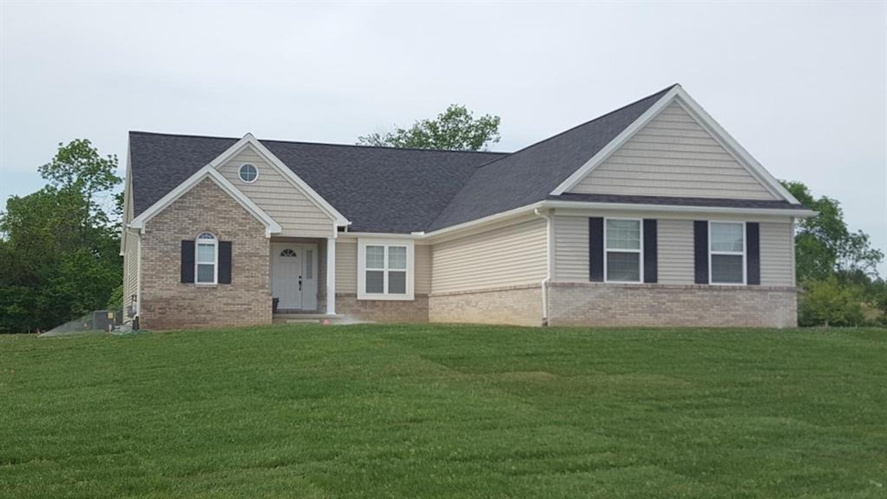 6425 Earl June Ct in Dexter Twp, MI