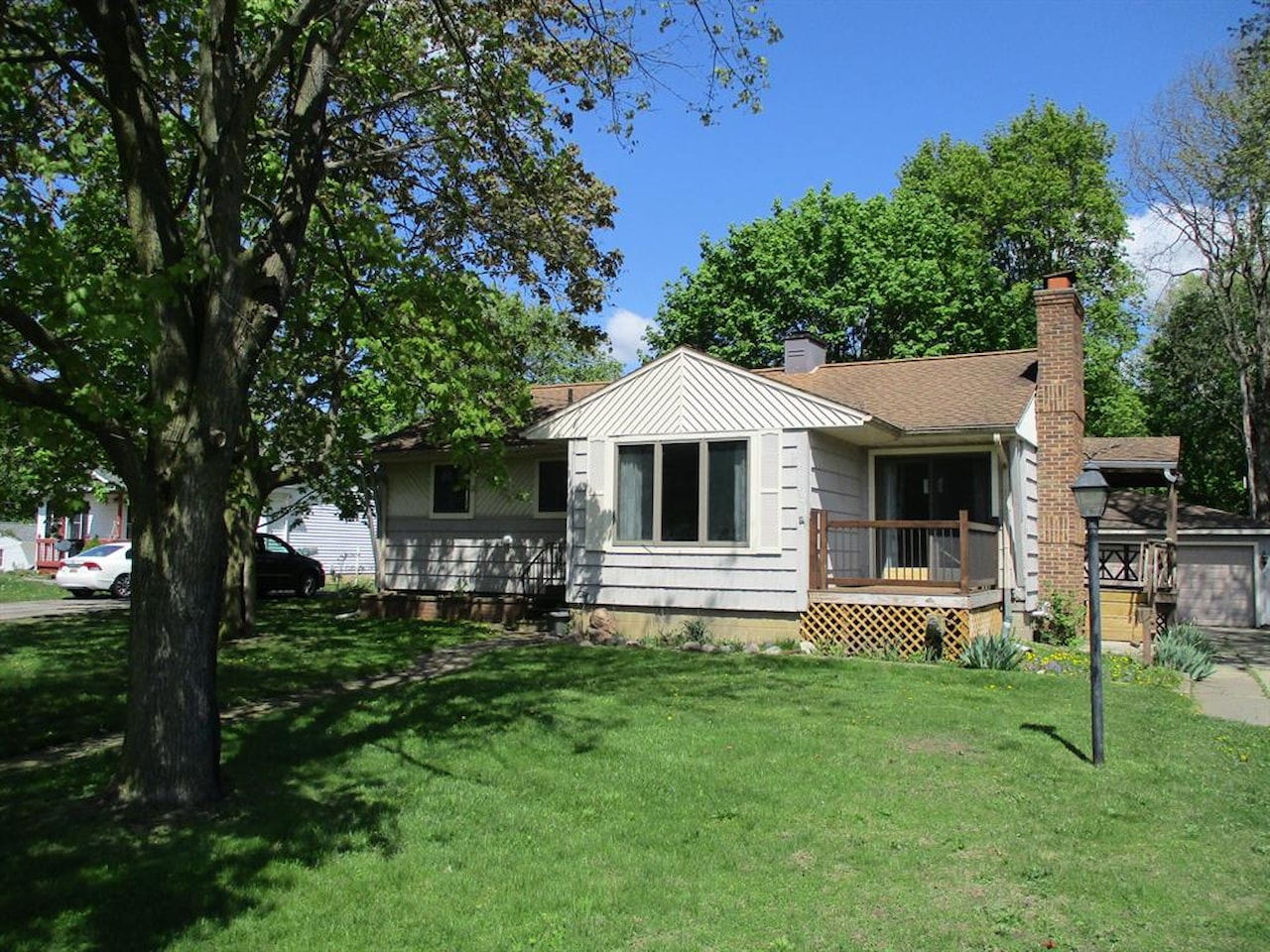 121 Wilkinson St in Chelsea, MI