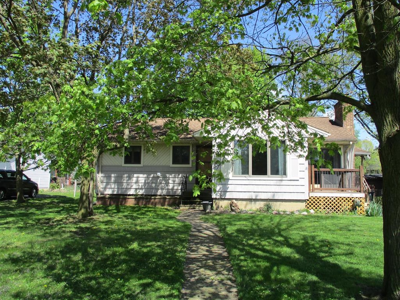 121 Wilkinson St in Chelsea, MI Photo 3