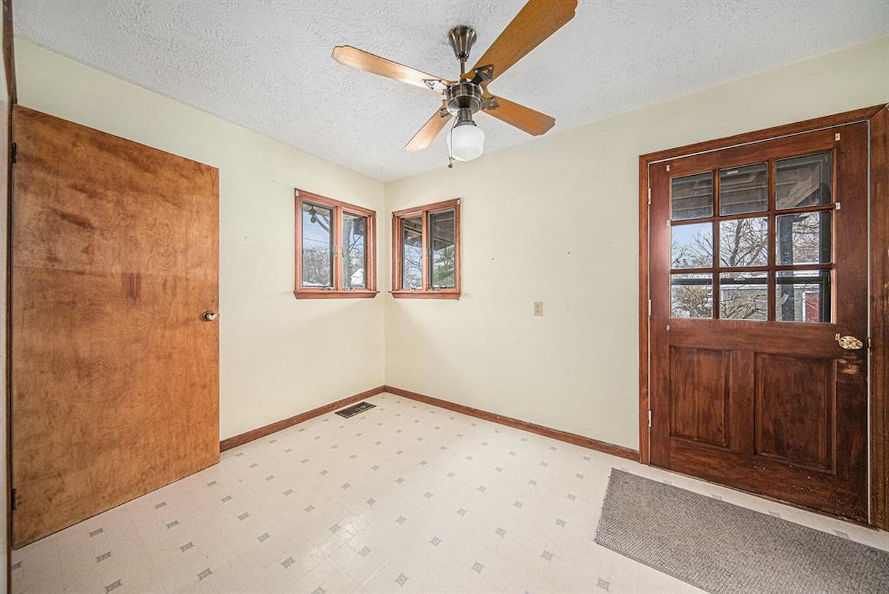 121 Wilkinson St in Chelsea, MI Photo 9
