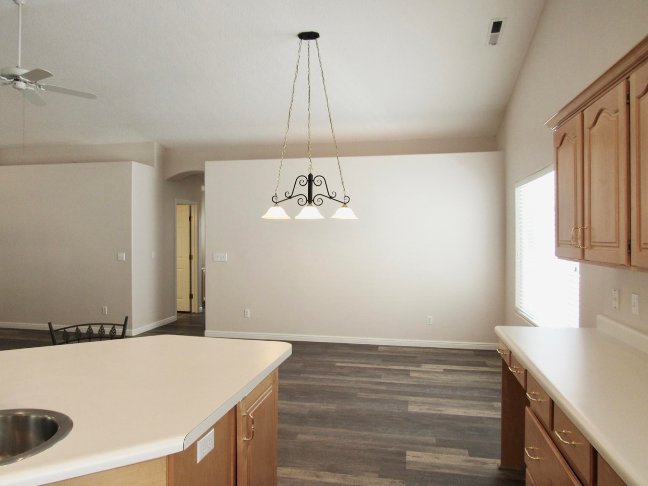 39 N Valley View DR #71 St George, UT 84770 home for sale, MLS#25-260988 - Erika Rogers Photo 9