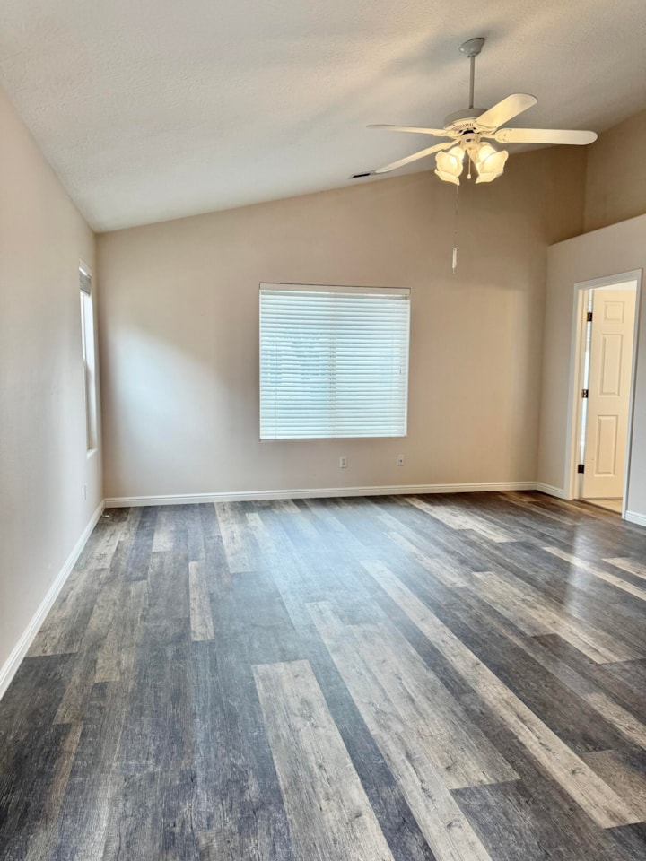 39 N Valley View DR #71 St George, UT 84770 home for sale, MLS#25-260988 - Erika Rogers Photo 13