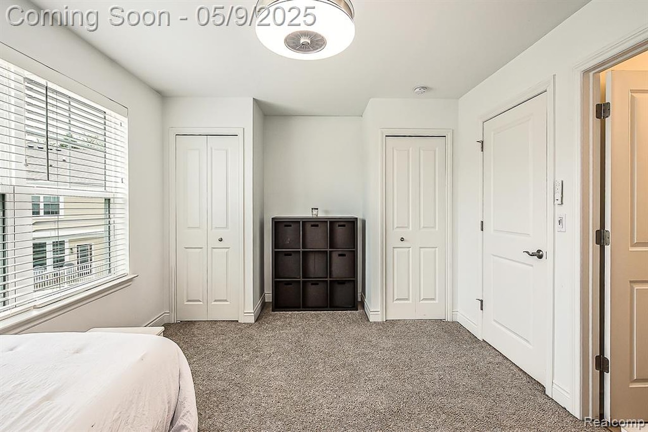 587 Anne Ave in Brighton, MI Photo 16
