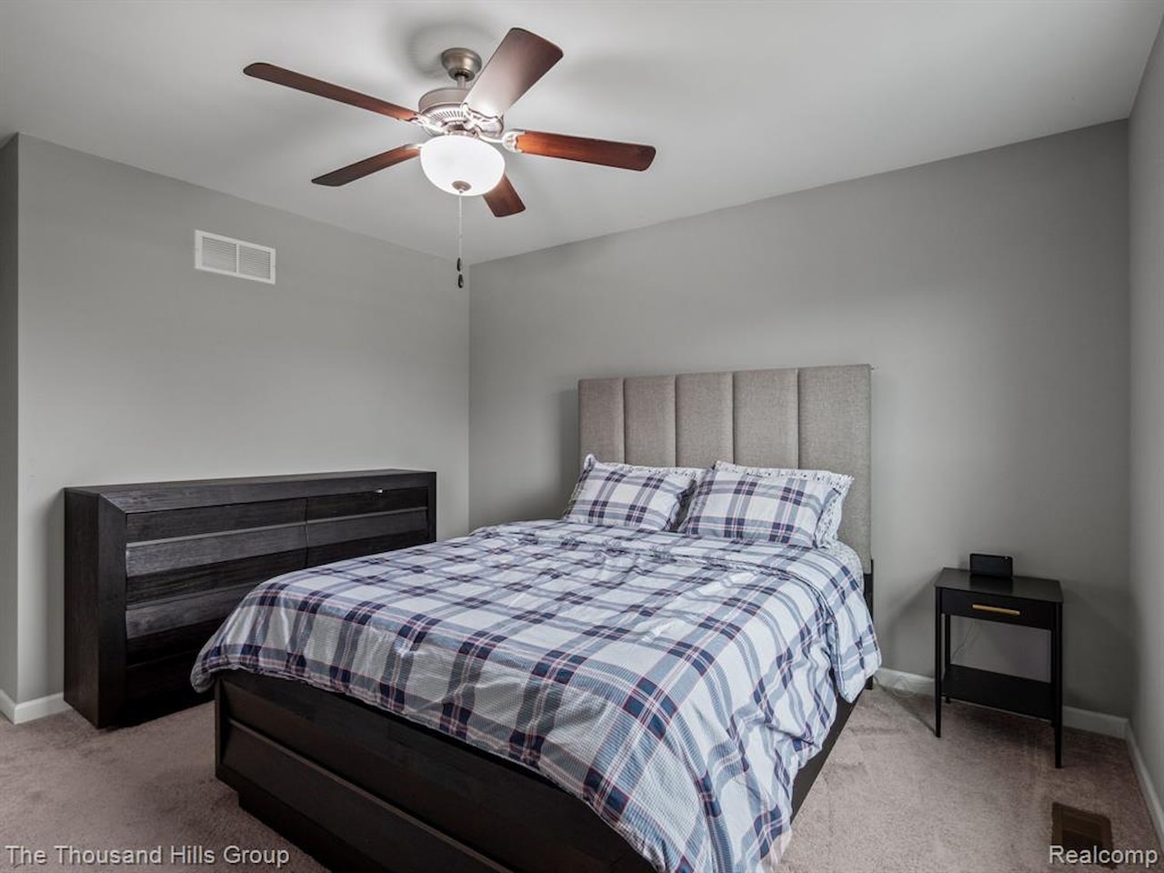 981 Corbin Rd in Rochester Hills, MI Photo 16