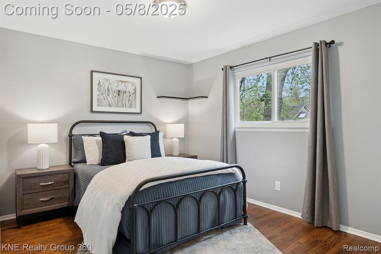 3241 Nordman Rd in Ann Arbor, MI Photo 15