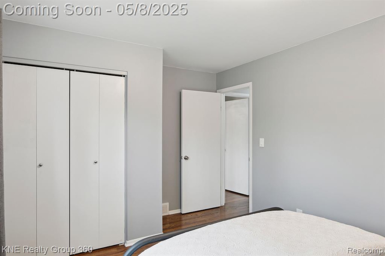 3241 Nordman Rd in Ann Arbor, MI Photo 16