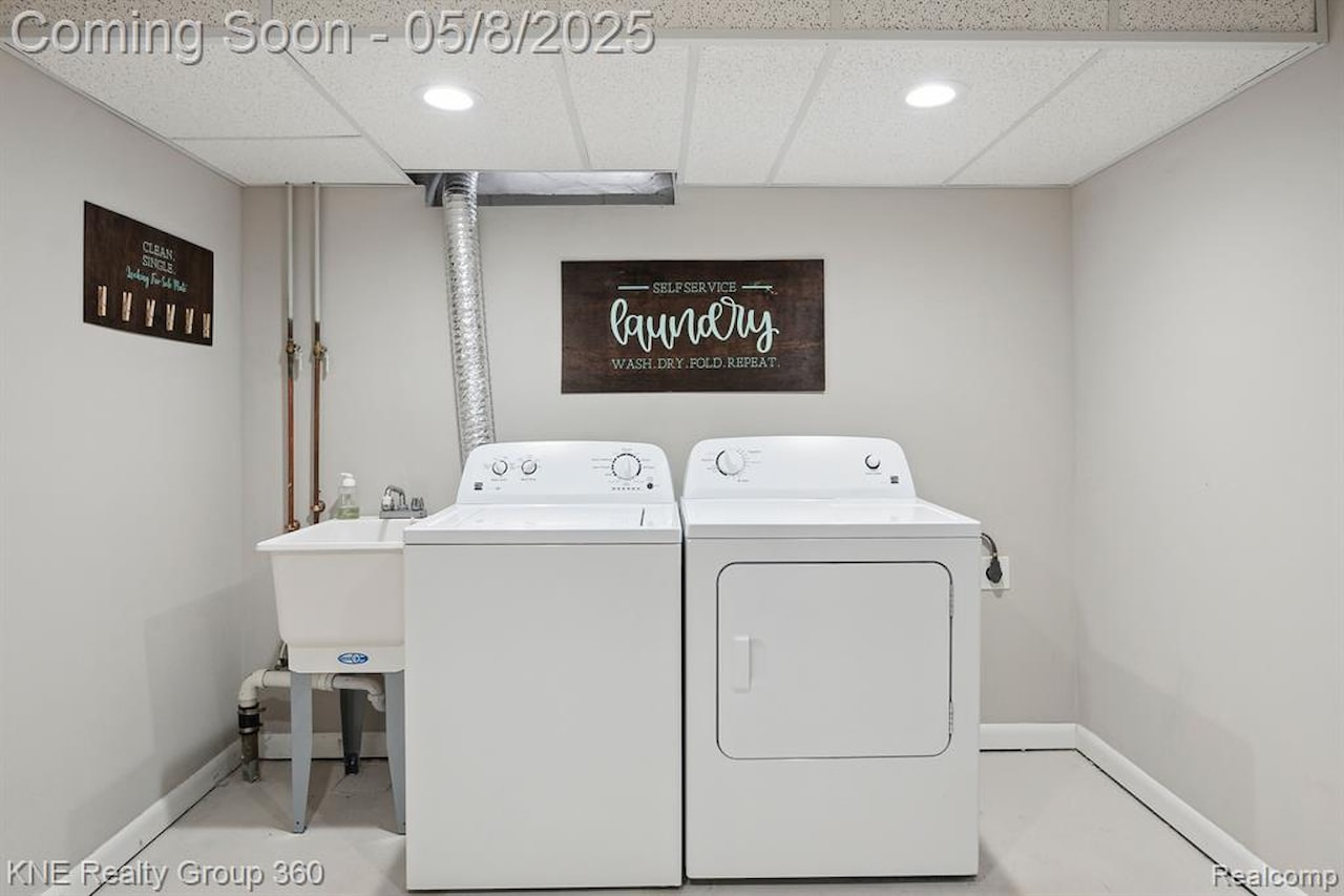 3241 Nordman Rd in Ann Arbor, MI Photo 28