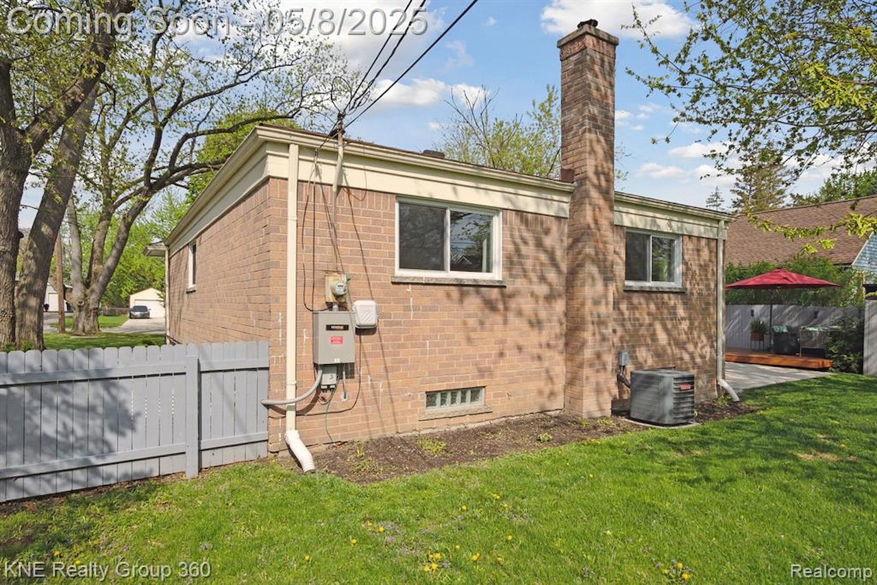 3241 Nordman Rd in Ann Arbor, MI Photo 35