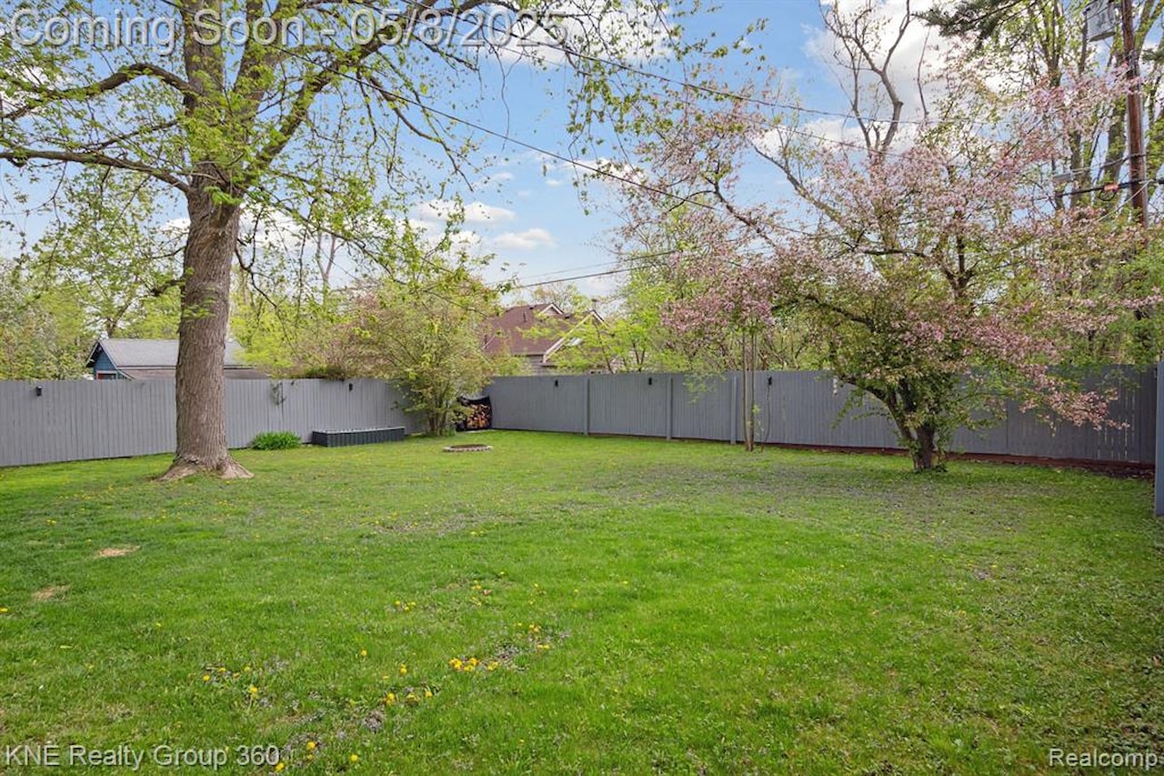 3241 Nordman Rd in Ann Arbor, MI Photo 38