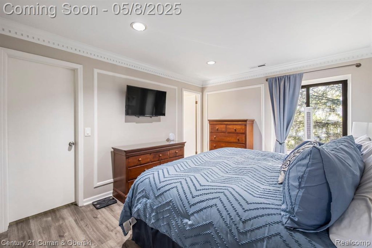 20726 Taft Rd in Northville, MI Photo 13