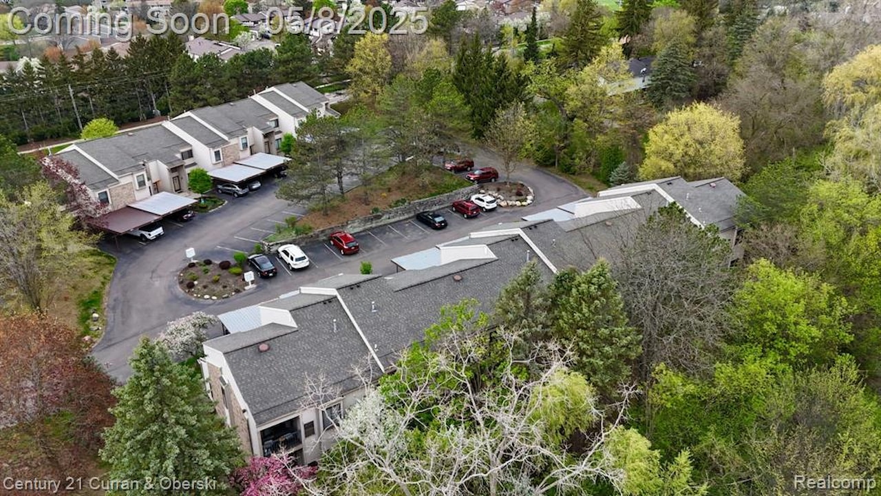 20726 Taft Rd in Northville, MI Photo 27
