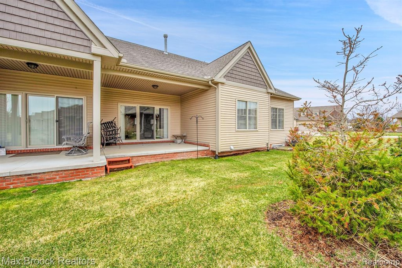 259 Victoria Dr in Dexter, MI Photo 26
