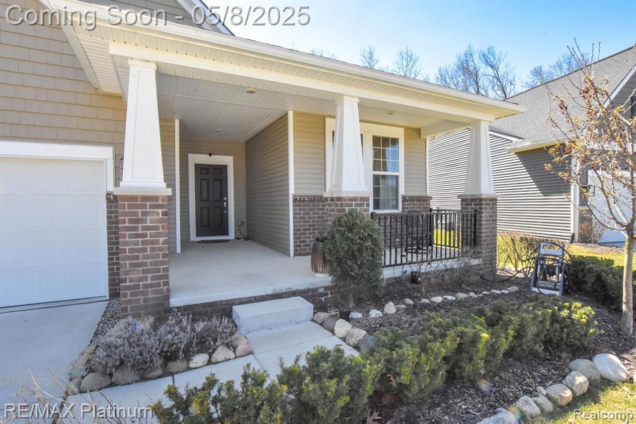 1068 Spring Trail in Brighton, MI Photo 5