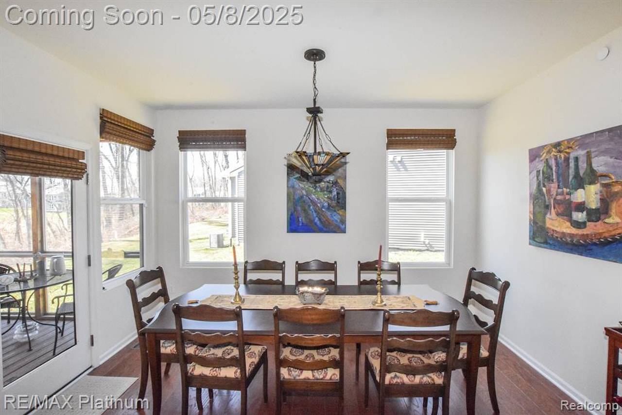 1068 Spring Trail in Brighton, MI Photo 15
