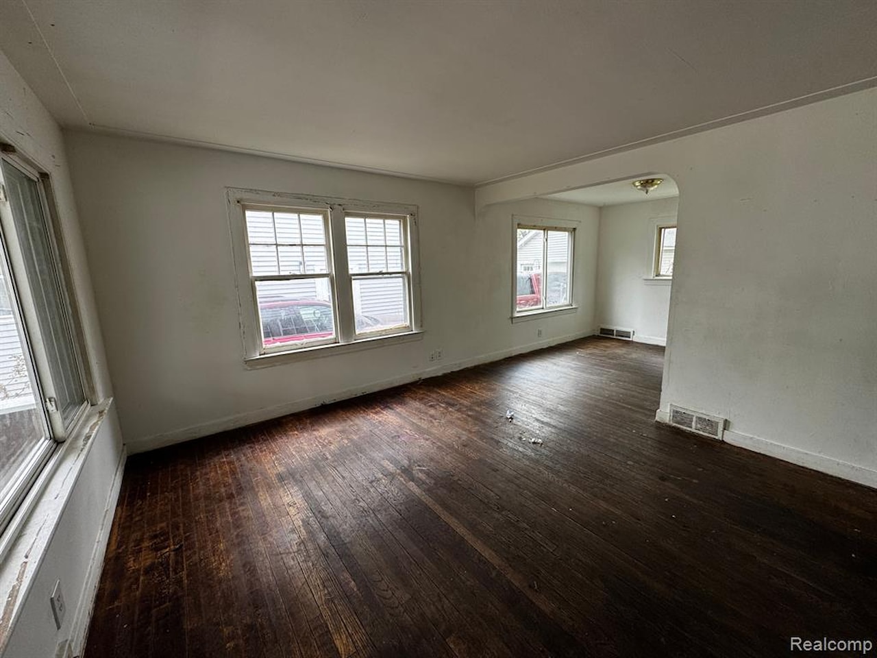 1411 N High St in Lansing, MI Photo 4