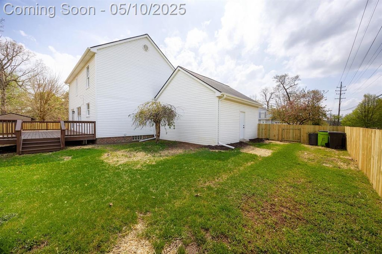 61448 Dean in South Lyon, MI Photo 4