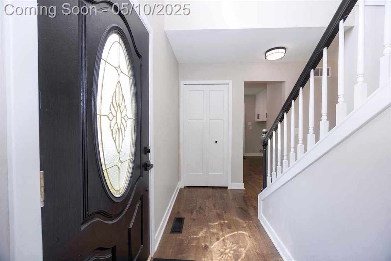 61448 Dean in South Lyon, MI Photo 11