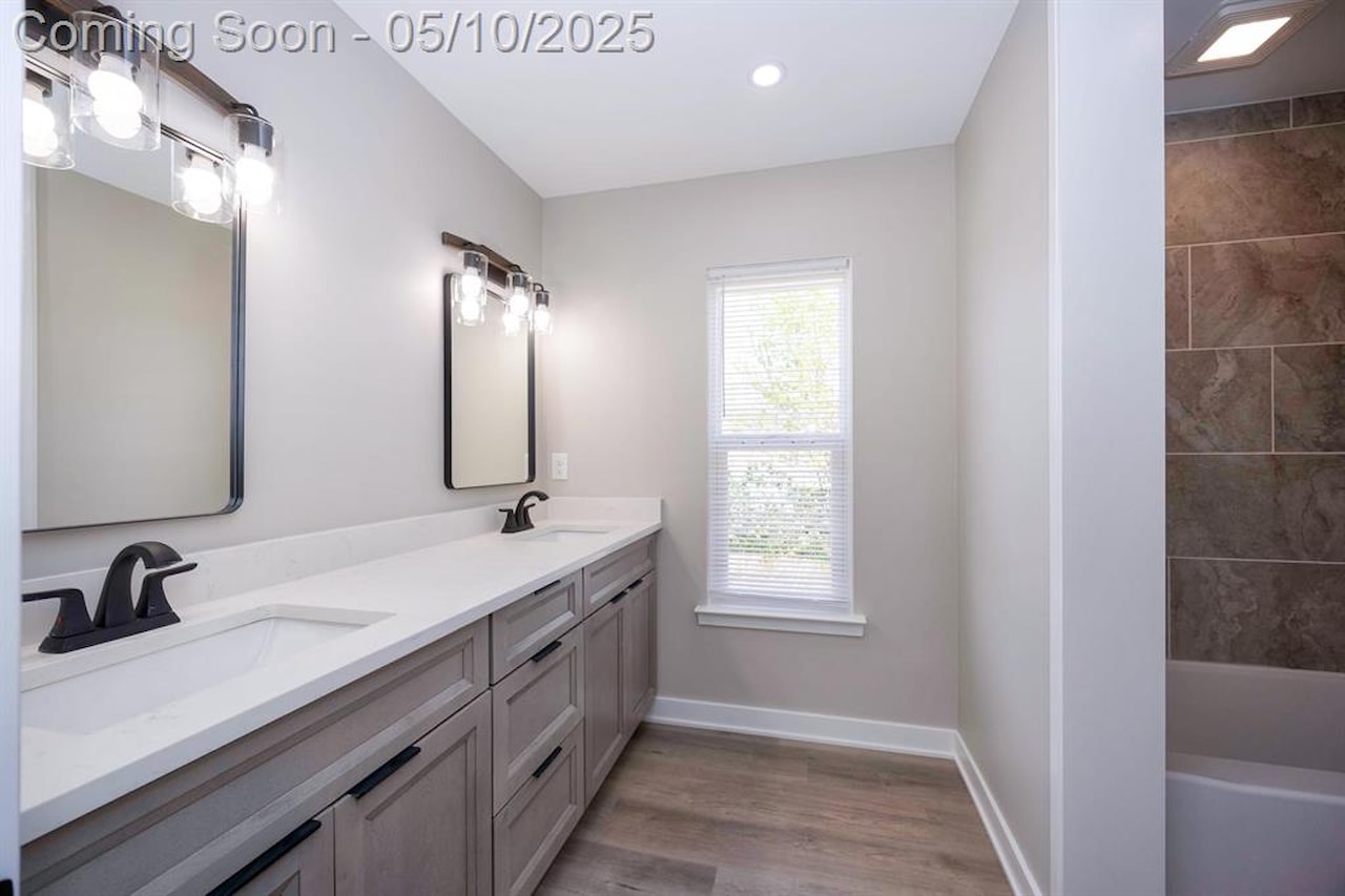 61448 Dean in South Lyon, MI Photo 30