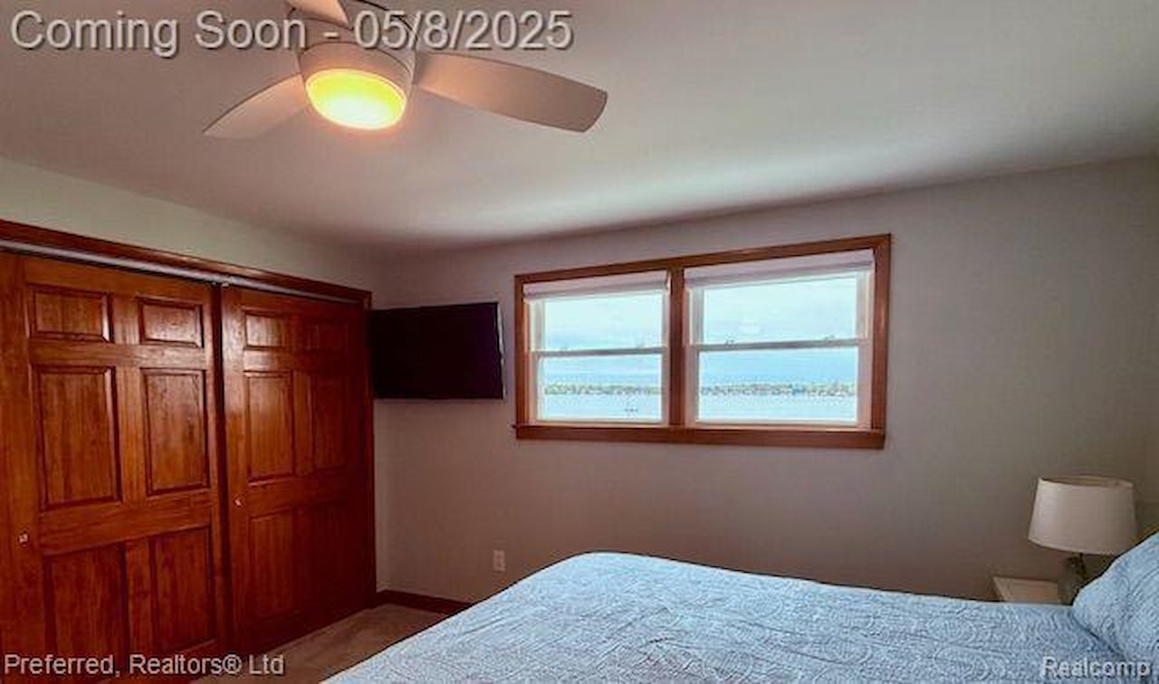 11952 N Main St in Green Oak Twp, MI Photo 18