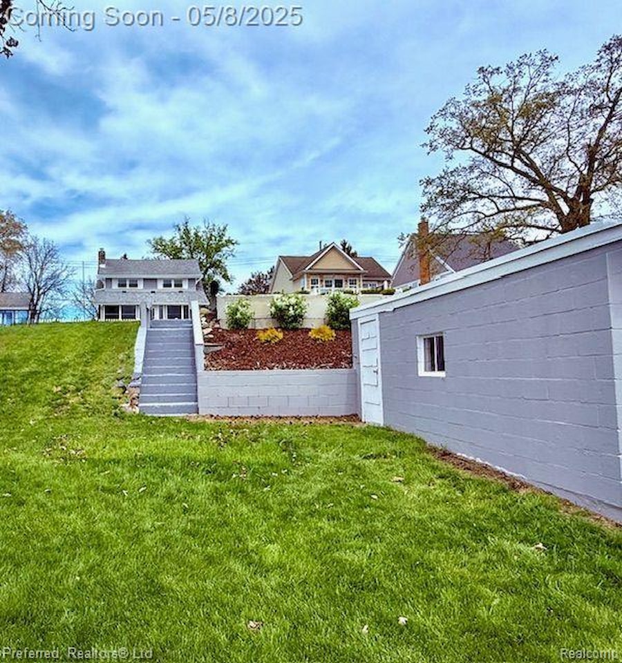 11952 N Main St in Green Oak Twp, MI Photo 35