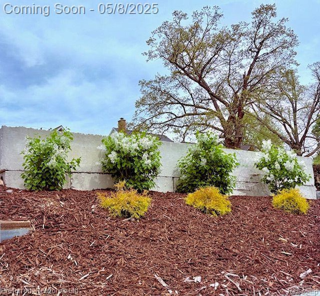 11952 N Main St in Green Oak Twp, MI Photo 43