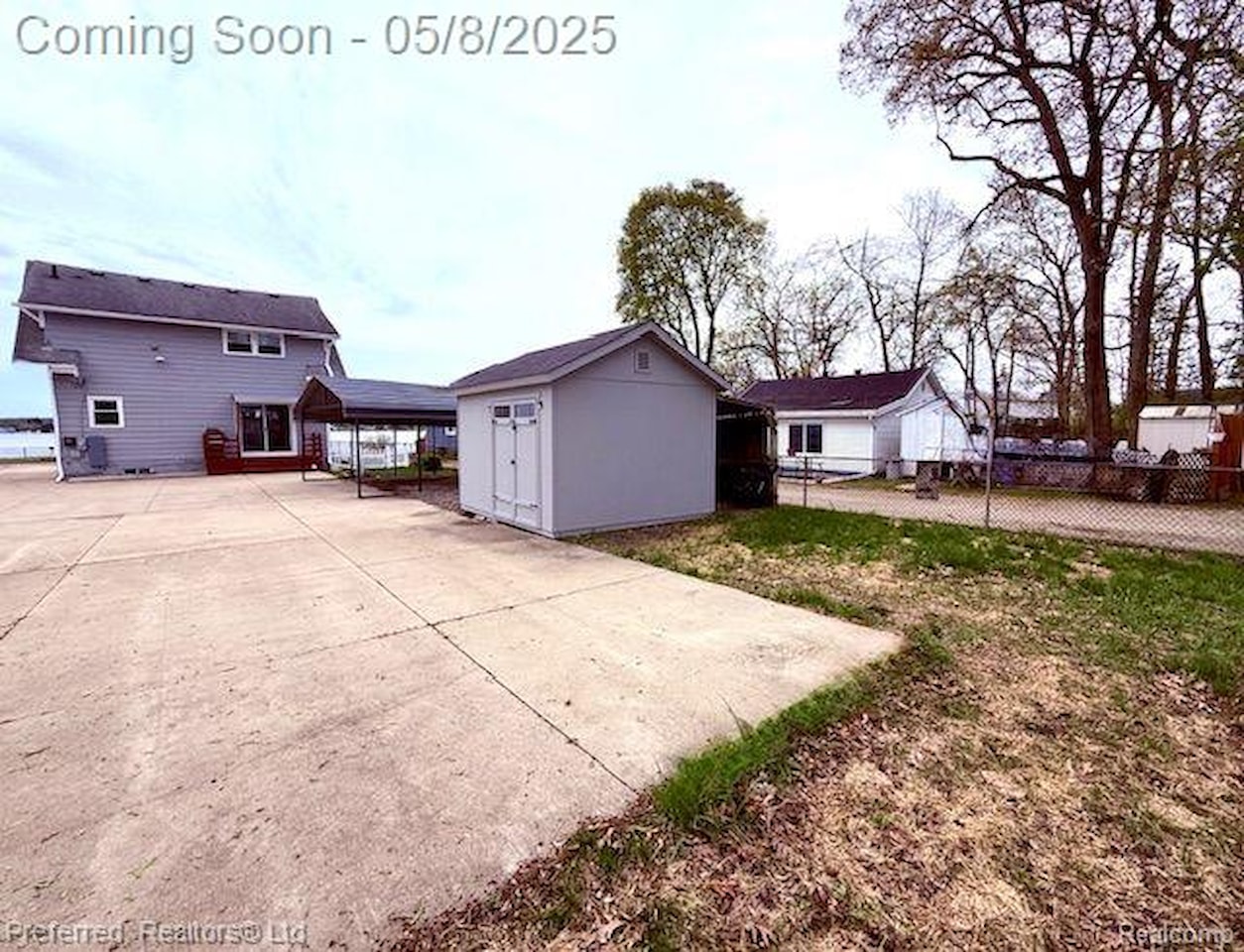 11952 N Main St in Green Oak Twp, MI Photo 49