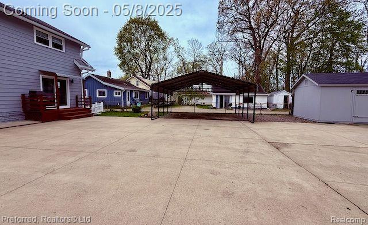 11952 N Main St in Green Oak Twp, MI Photo 51